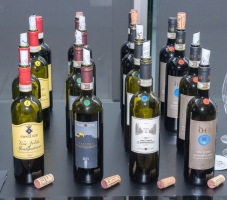 Great_Italian_Wines-8170_1200px